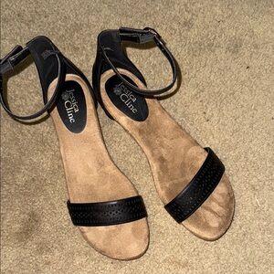 Jessica Cline wedge sanders